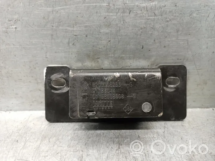 Opel Vivaro Tailgate lock latch 8200006253