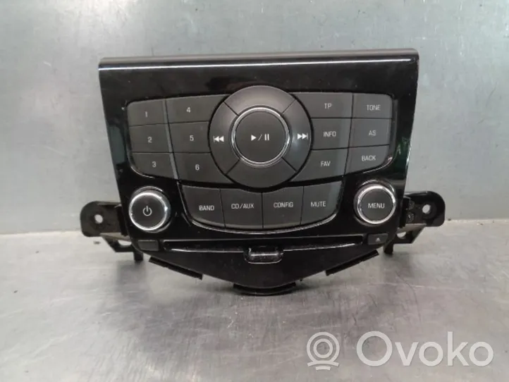 Chevrolet Cruze Unité principale radio / CD / DVD / GPS 95979459