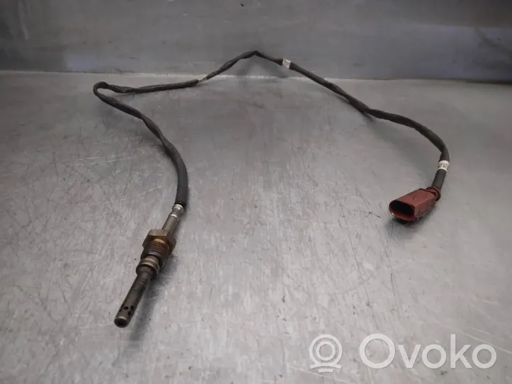 Volkswagen Golf Sportsvan Lambda probe sensor 04L906088E