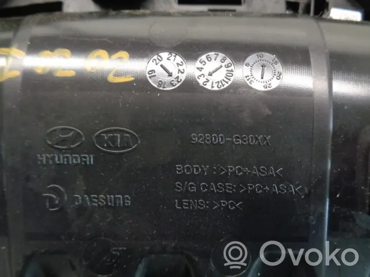 Hyundai i30 Rivestimento della console di illuminazione installata sul rivestimento del tetto 92800G3000