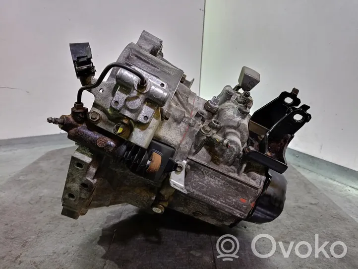 Toyota Corolla E110 Mechaninė 5 pavarų dėžė 303001E030