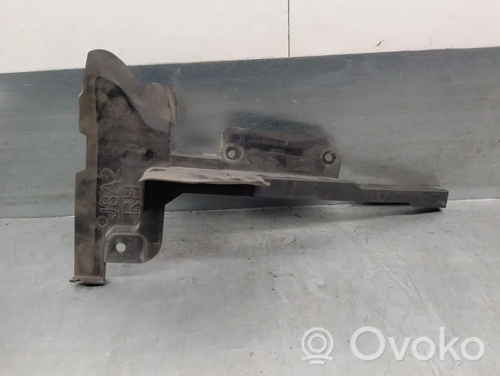 Land Rover Range Rover Velar Traversa del paraurti anteriore J8A2001A04AB