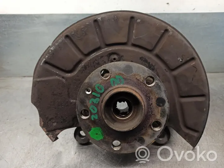 Opel Corsa B Zwrotnica koła przedniego 1K0407256AA