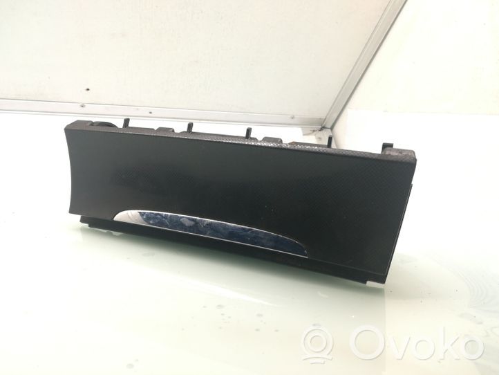 Volkswagen PASSAT B6 Cigarette lighter front 