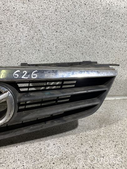 Mazda 626 Grille de calandre avant 