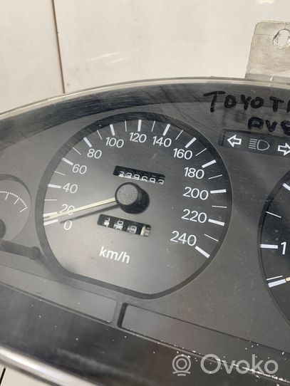 Toyota Avensis T220 Spidometrs (instrumentu panelī) 