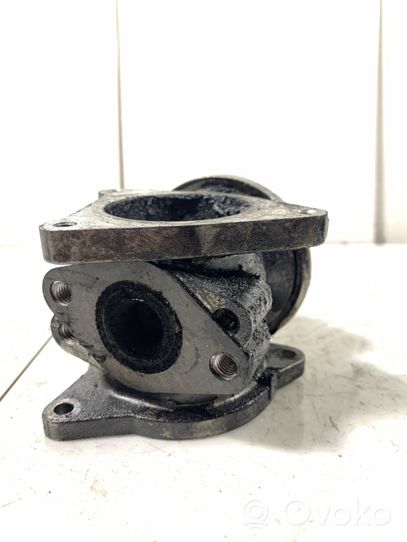 Volkswagen Jetta V EGR valve 