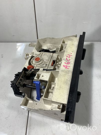 Audi A6 S6 C4 4A Climate control unit 