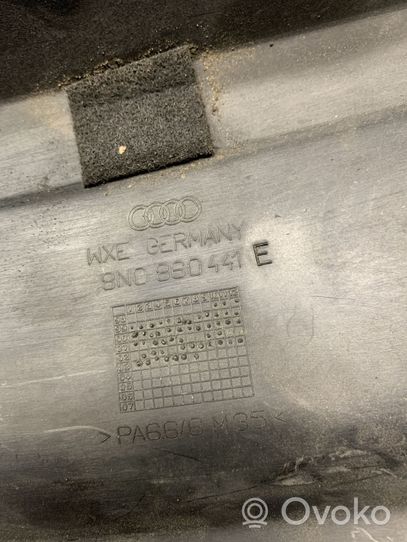 Audi TT Mk1 Staffa del pannello di supporto del radiatore parte superiore 