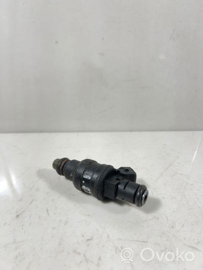 Volkswagen PASSAT B5 Injecteur de carburant 0280150447