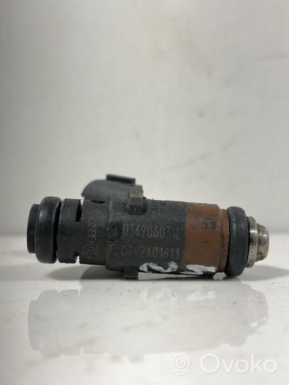 Audi A2 Injecteur de carburant 036906031L