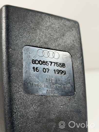 Audi A4 S4 B5 8D Fibbia della cintura di sicurezza anteriore 8D0857755B