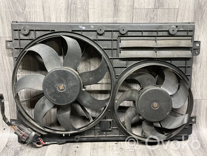 Volkswagen PASSAT B7 Ventilateur de refroidissement de radiateur électrique 1K0121223