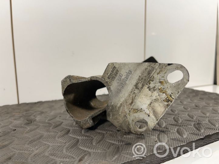 Audi 80 90 S2 B4 Aizmugurē bampera amortizators 8A0807331E