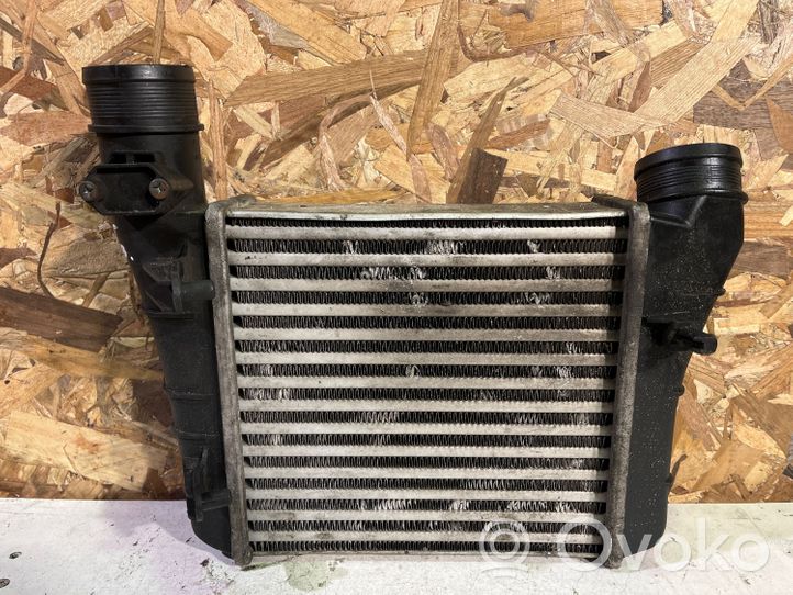 Audi A4 S4 B7 8E 8H Canale guida dell’aria dell’intercooler 