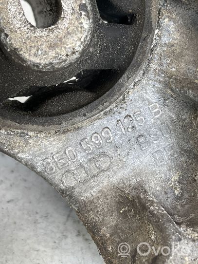 Audi A4 S4 B6 8E 8H Takatasauspyörästön kannake 8E0599125B