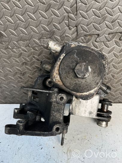 Audi A6 Allroad C5 Support de pompe de direction assistée 059145169