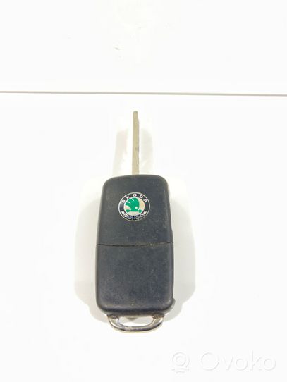 Skoda Octavia Mk2 (1Z) Virtalukko 1K0959753N