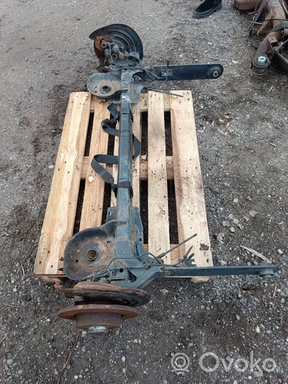 Renault Trafic III (X82) Rear axle beam 09761R