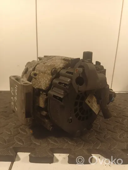 Mercedes-Benz E W212 Generatore/alternatore A0131546802