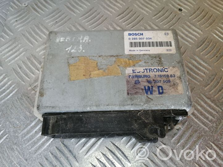 Opel Vectra A Sterownik / Moduł ECU 90307505