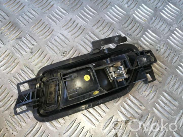 Volkswagen Amarok Front door interior handle 2H0837114D