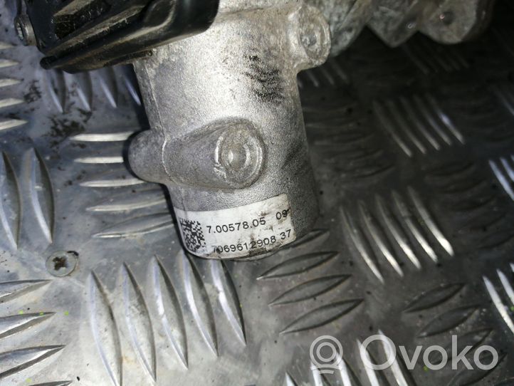 Land Rover Freelander 2 - LR2 EGR aušintuvas 9658570280