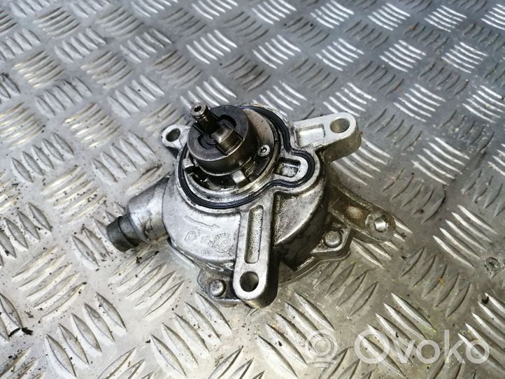 Volvo XC90 Vacuum pump 30731825