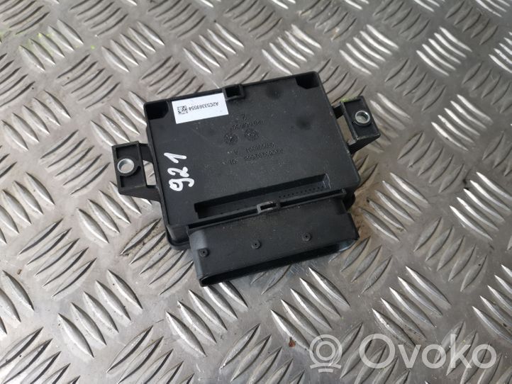 Audi A5 8T 8F Hand brake control module 8K0907801H