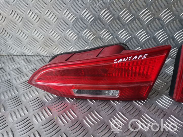 Hyundai Santa Fe Rear/tail lights set 924052W030