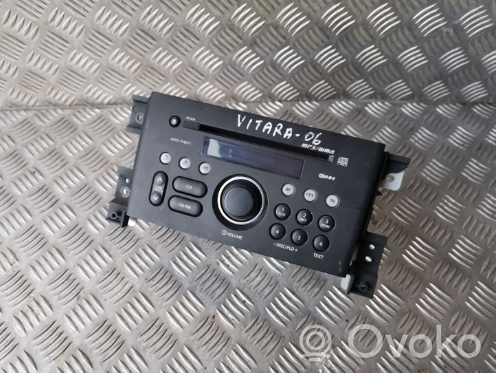 Suzuki Grand Vitara II Panel / Radioodtwarzacz CD/DVD/GPS 391065JD