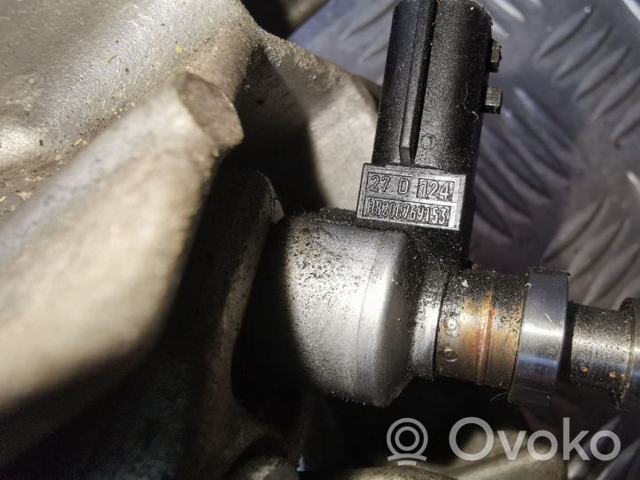 Nissan Qashqai Injecteur de carburant 8200769153