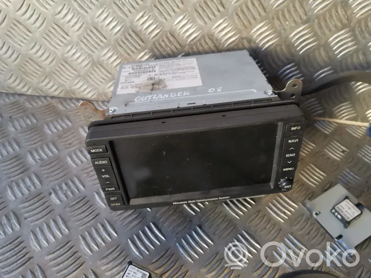 Mitsubishi Outlander Unité principale radio / CD / DVD / GPS 8750A143