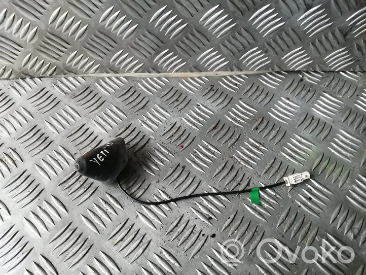 Skoda Yeti (5L) Antenna autoradio 6R0035501