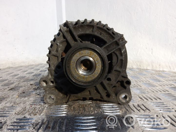 Volkswagen Golf IV Generatore/alternatore 028903028E