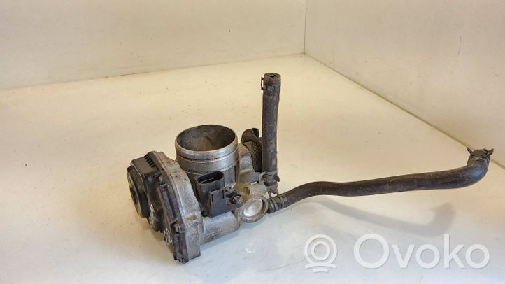 Volkswagen Bora Clapet d'étranglement 06A133064H