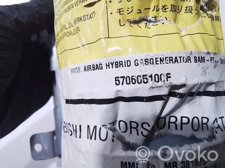 Mitsubishi Carisma Poduszka powietrzna Airbag pasażera 570605100F