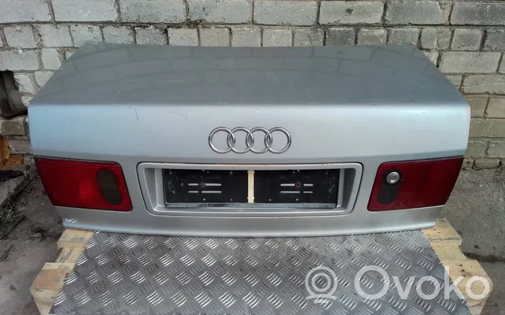 Audi A8 S8 D2 4D Aizmugurējais pārsegs (bagāžnieks) 