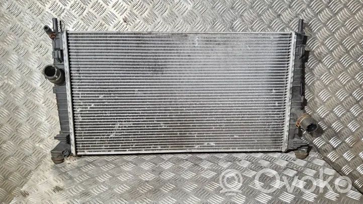 Ford Focus C-MAX Radiateur de refroidissement 3M5H8005RK