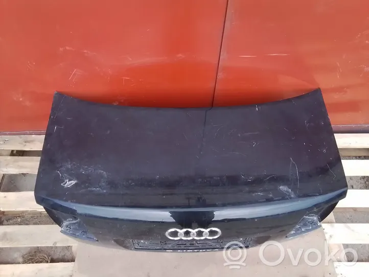 Audi A8 S8 D3 4E Takaluukun/tavaratilan kansi 