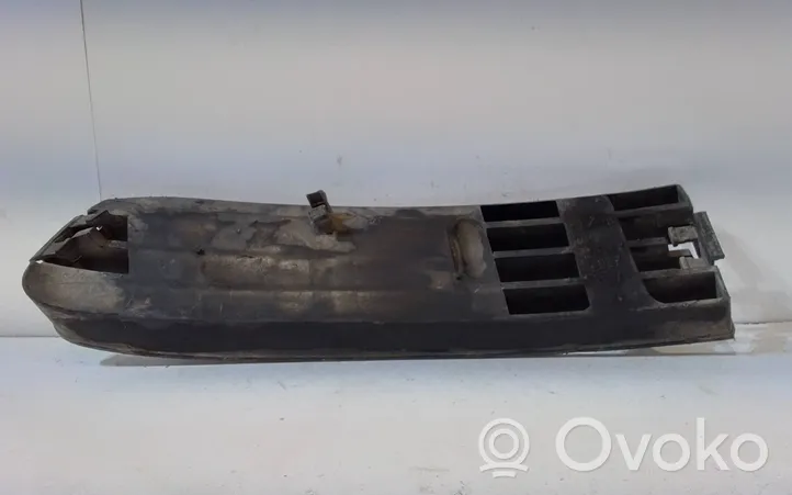 Audi A4 S4 B5 8D Grille inférieure de pare-chocs avant 4A0807346