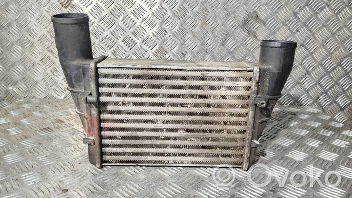 Audi A4 S4 B5 8D Chłodnica powietrza doładowującego / Intercooler 058145805A