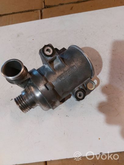 BMW 5 F10 F11 Pompe à eau de liquide de refroidissement 319179100