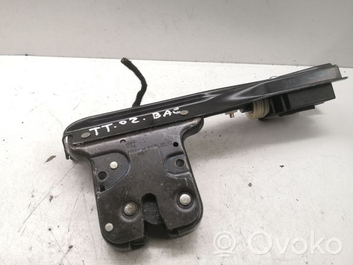 Audi TT Mk1 Tailgate lock latch 