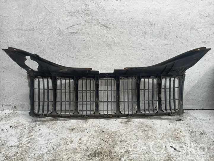 Jeep Grand Cherokee (WK) Grille de calandre avant 82209206