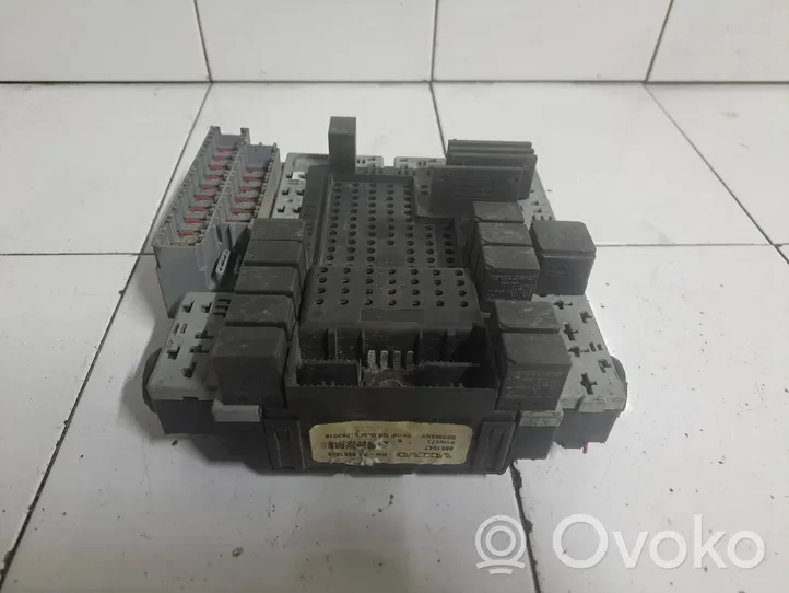 Volvo S60 Set scatola dei fusibili 8651547