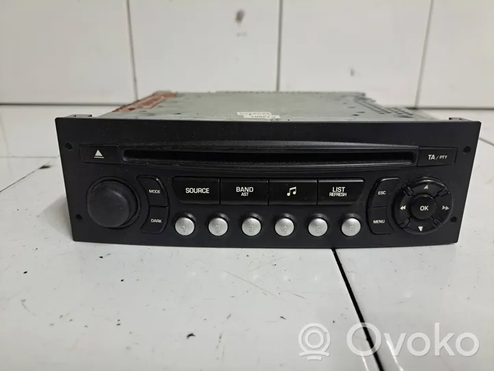 Peugeot 307 Unità principale autoradio/CD/DVD/GPS 96639793XT