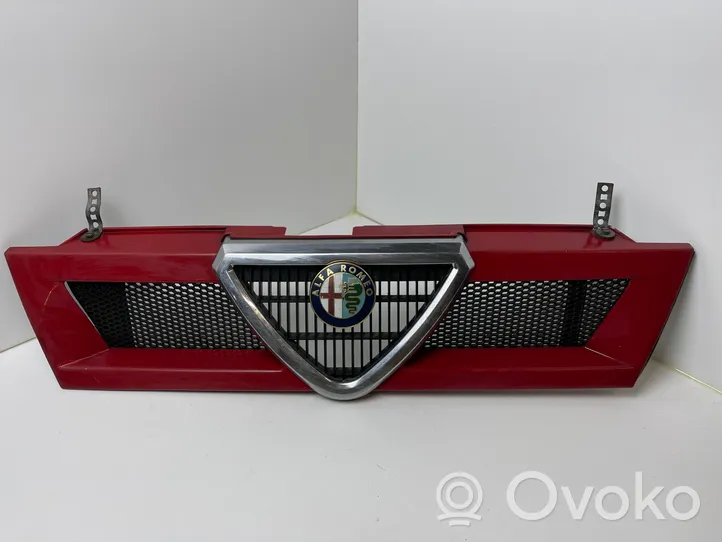 Alfa Romeo 33 Griglia anteriore 