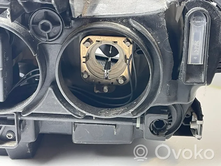 Volkswagen PASSAT B8 Lampa przednia 3G1941006B