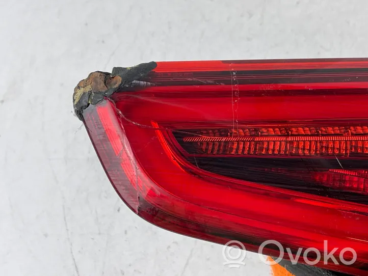 Audi Q3 8U Задний фонарь в крышке 8U0945094A